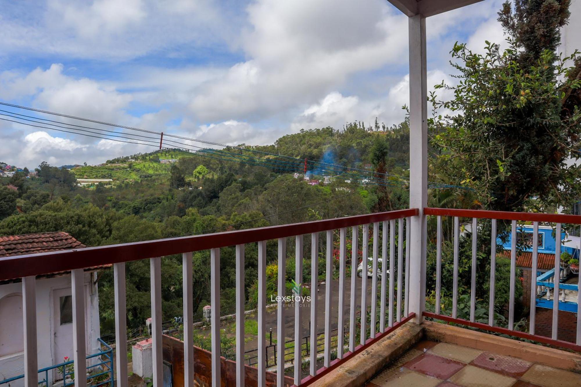 Vijaya Deepa Guest House By Lexstays Coonoor Kültér fotó